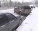Compilation d'accidents lors d'une tempête de neige